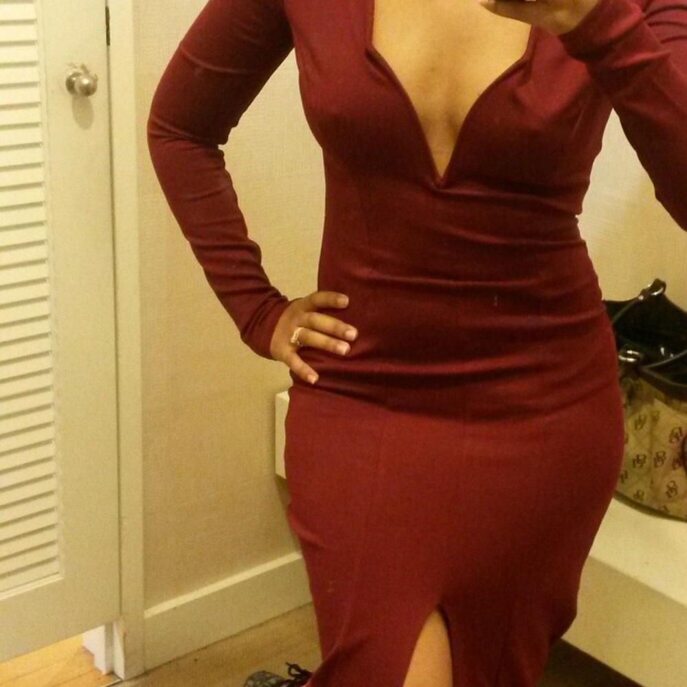 Burgundy Midi Dress with Slit!